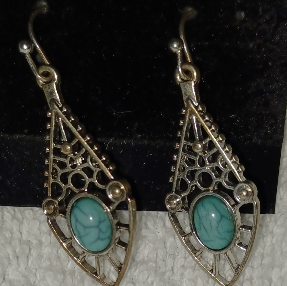 Elegant Sterling Silver and Turquoise Earrings